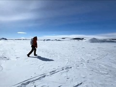 新东方员工痛诉996困境：呼吁尊重劳动权益