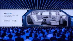 小米澎程四款新车、玄戒三芯、小米18 Fold齐发，小米“人车家全生态”再扩容