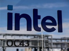 业绩逆转之外，Intel 18A与Panther Lake将成重塑英特尔营收增长的关键变量