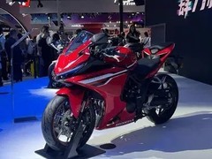 本田CBR400R降价清仓，四缸新车将至引观望潮