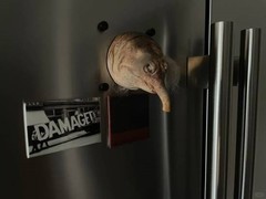 黑神话：悟空黄眉僧冰箱贴爆火 造型争议难挡抢购热潮