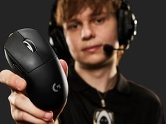 罗技中国业务强势复苏，AI赋能与供应链重塑双轮驱动