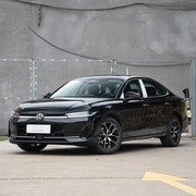 30万元内五款插混三厢车横评：帕萨特PHEV、英仕派新能源、汉、海豹与风云A9L谁更契合真实生活节奏