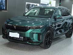 岚图发布旗舰SUV预告：65kWh电池、800V快充、续航1400公里