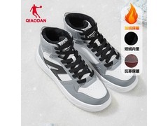 乔丹高帮加绒板鞋79元抢