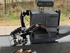 海尔冰箱AWE将发AI新物种，网友许愿的“饮食全托管”真要来了