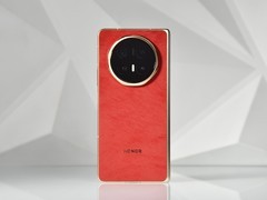 荣耀Magic V6评测：折叠大满贯轻薄破纪录