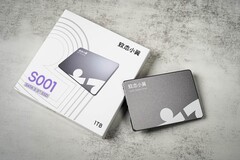 致态小翼S001固态硬盘评测 老机升级效果立竿见影