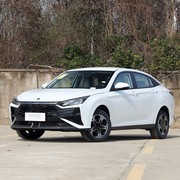 十万预算也能精挑细选？三款紧凑轿车真实实力大比拼