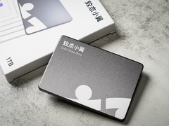 SATA固态硬盘性价比推荐：致态小翼S001实用之选