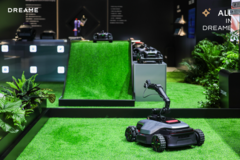 追觅割草机器人亮相2026AWE 以领先技术引领庭院智能化升级