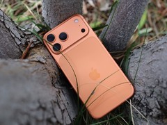 明年旗舰手机将迎四杯时代：标准、Pro、Pro Max、Ultra全系布局