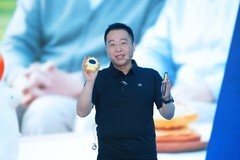 “小与”AI陪伴机器人发布：科技温情回应时代养老命题