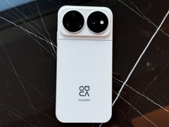 华为nova 16 Ultra评测：2亿红枫影像加持，中端机也开始上强度