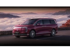 70万级MPV深度对比：尊界V680如何用智能科技打造新时代旗舰出行体验