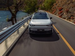 零跑汽车高管增持超亿元，提前冲刺百万辆销量目标