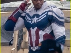 《美国队长4》片场照曝光：黑人猎鹰版美队首亮相