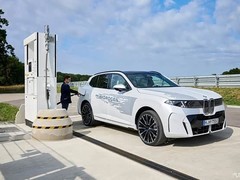 宝马发布iX5氢燃料版：续航750km，5秒破百，量产在即