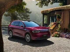 全新问界M7官图发布