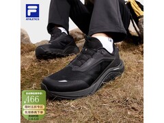 FILA雪狼2男跑鞋五折特惠