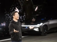 贾跃亭新车被曝图像合成造假