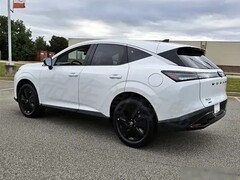 全新楼兰亮相：设计革新+2.0T动力，能否重燃燃油SUV市场？