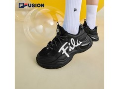 FILA泡泡鞋女款直降5折