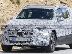 全新奔驰GLB换代谍照曝光