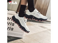 FILA女款掠夺者2S跑鞋五折仅339元
