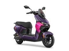 雅迪的智能哲学：把科技做“轻”，把体验做“重”