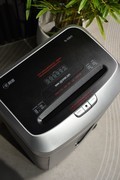 不知道怎么选碎纸机？给你一个通用答案；科密S-580高保密碎纸机