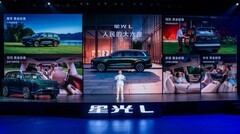 多娃家庭出游座驾 五菱推出星光L新能源SUV空间拉满