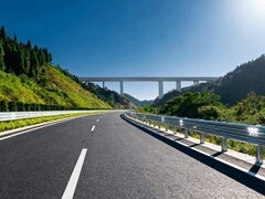 国庆中秋返程高峰来临，高速铁路民航迎大客流