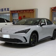 20万内纯电三厢车推荐：稳扎稳打与越级科技的完美平衡