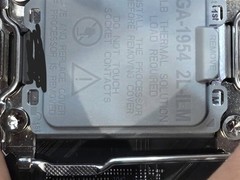 英特尔为Nova Lake平台推出双压杆2L-ILM结构，根治CPU顶盖弯曲难题