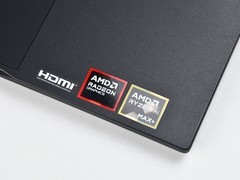 全面压制 AMD锐龙AI Max+ 392对比英特尔酷睿Ultra X9 388H