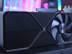 英伟达拟缩减RTX 50系列产能应对内存短缺