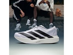 adidas男子跑步鞋42码5折仅583元