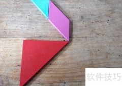 七巧板拼百灵鸟飞翔