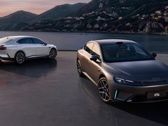 smart精灵6号上市：中大型智能插混掀背轿车，售价17.79万起