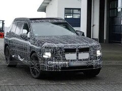 宝马X7迎电动变革：2027焕新登场