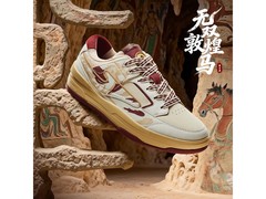 鸿星尔克无双敦煌马板鞋