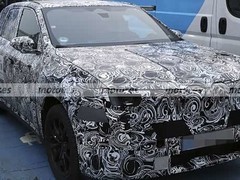 全新一代宝马iX1内饰曝光 2027年亮相续航达600公里