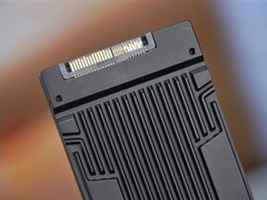 Windows Server 2025原生支持NVMe：性能大幅提升但启用需手动配置