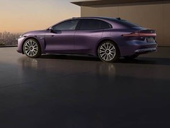 昊铂A800开启盲订，华为智驾+鸿蒙座舱引领中大型增程式轿跑新风尚