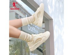 乔丹女款板鞋京东特惠，到手仅69元！