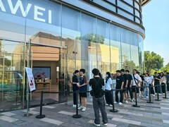 华为Pura 80数字版正式开售：真香直屏旗舰引领暑期换机热潮