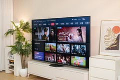 硬核观影秘诀：海信RGB-Mini LED电视搭配黑曜屏Ultra,暗室画质表现超越OLED