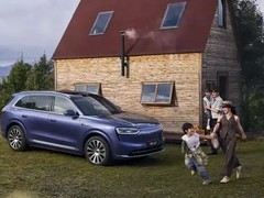 全新问界M7上市，高端新能源SUV竞争再升级