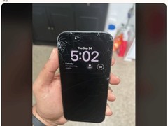 iPhone六小时裸机摔裂引热议：保护壳必要性再成焦点